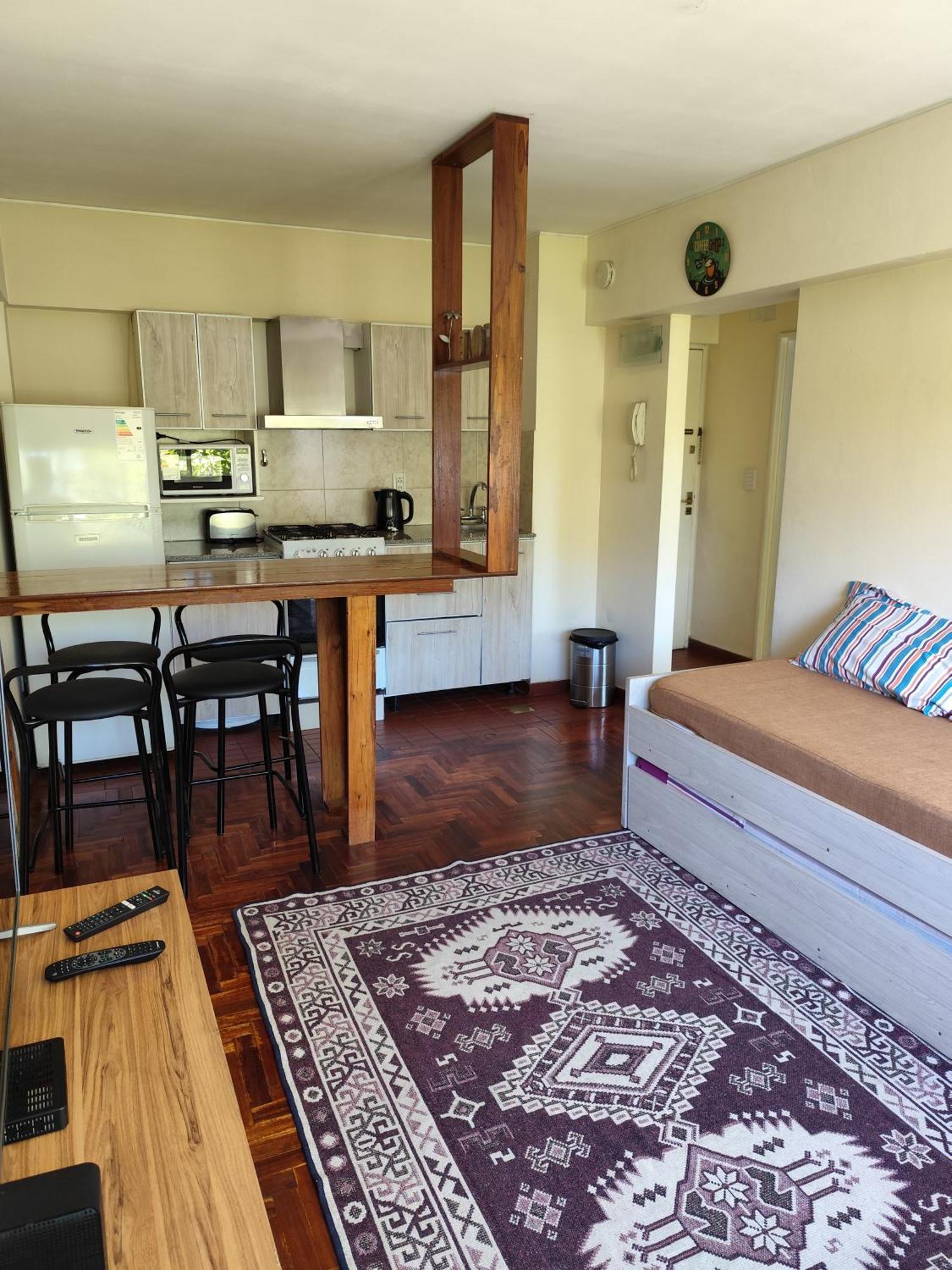 Alquiler Departamento Centro Mendoza Capital Appartement Buitenkant foto